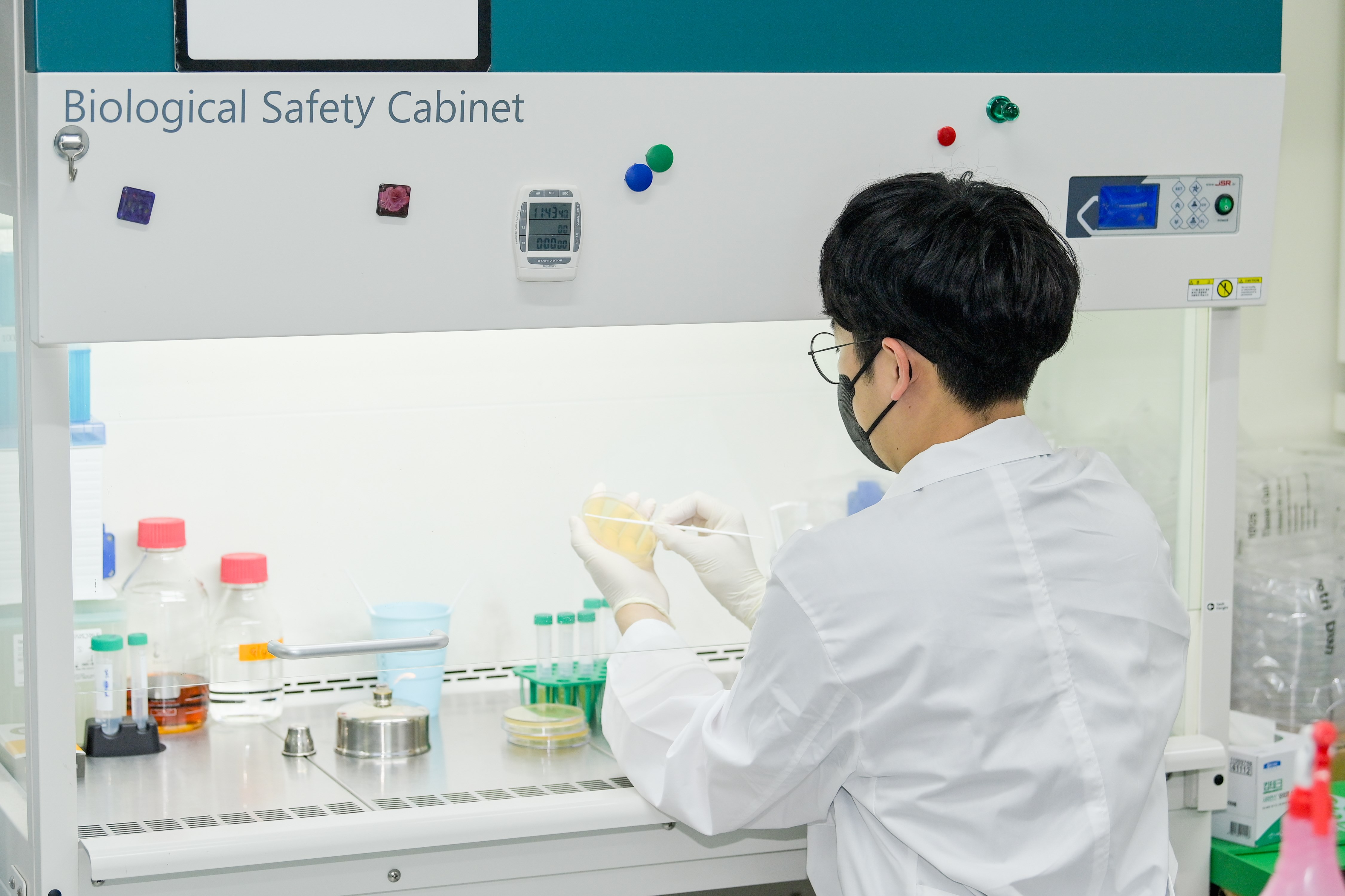 Conducting Research on Biotechnology